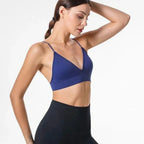 FEMI FreeBack V Bh  – Vrijheid voor je rug, flow voor je look FEMI.Amsterdam